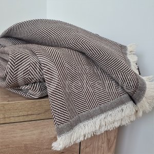 Cotton blanket "Eglutė" dark brown